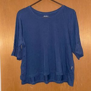 NWOT women's Eddie Bauer TXL cropped at waist top decortative sleeves 3/4 length